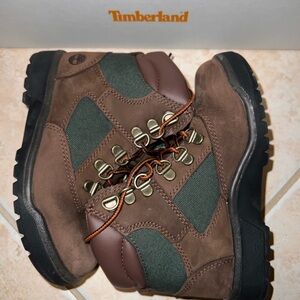 Timberland boots (youth). 
Worn 3xs